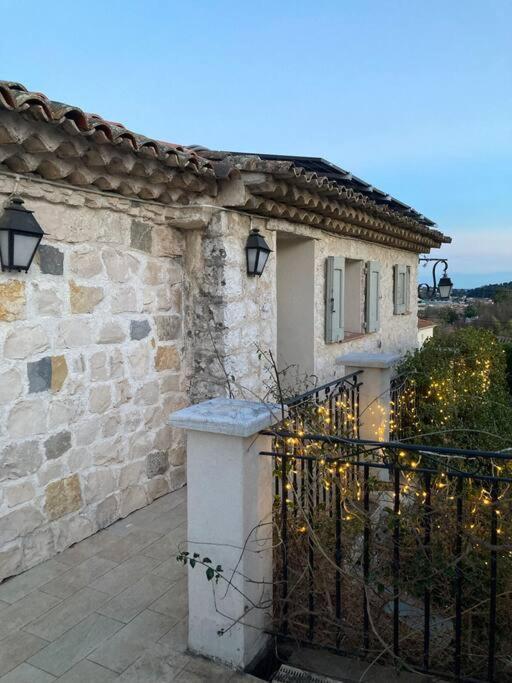 Ferienwohnung Agreable Chambre D'Hotes Avec Vue Sur Les Collines La Colle-sur-Loup Exterior foto