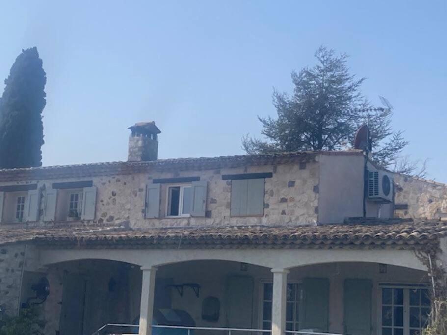 Ferienwohnung Agreable Chambre D'Hotes Avec Vue Sur Les Collines La Colle-sur-Loup Exterior foto